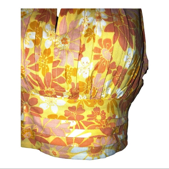 Orange multicolor shirred cutout bust tiered hem cropped halter top size XS new - Picture 5 of 12